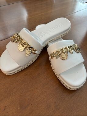 Karl Lagerfeld White Slide Sandals with Gold Charm Chain Accents